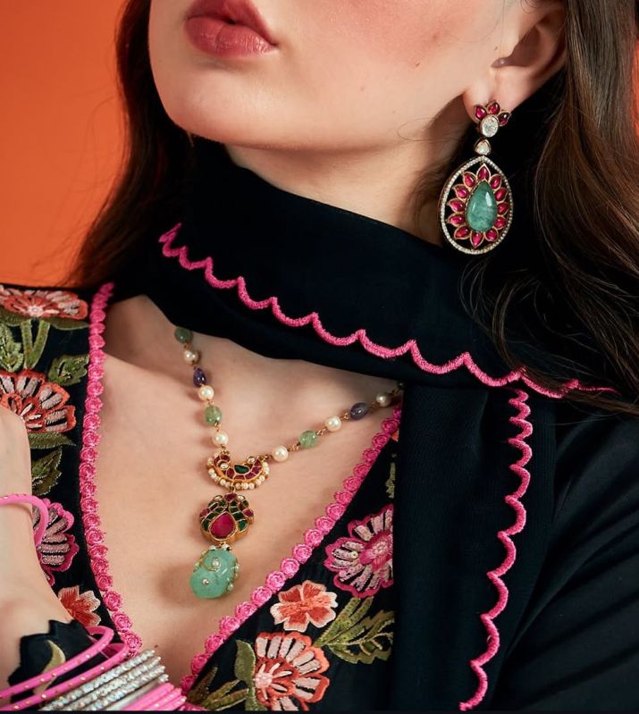 Ethnic Statement Semi-Precious Judau Necklace