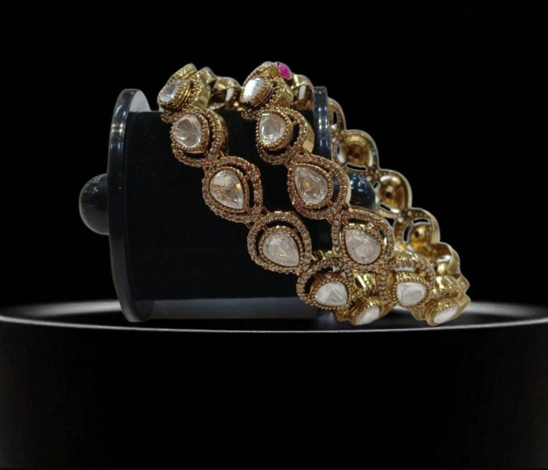 Kundan Drop with AD Bangles