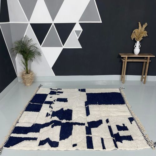 Abstract Irregular Block Navy Blue &AMP; White Hand Knotted Moroccan Rug