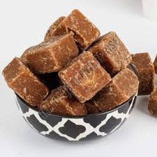 Brown Natural Jaggery Cube