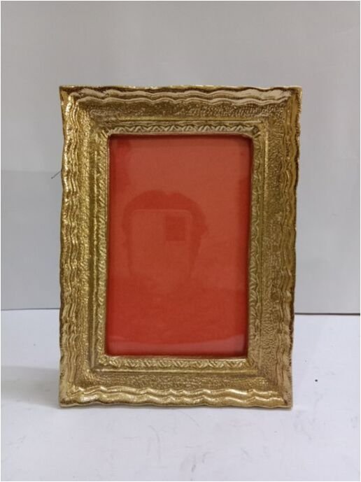 Golden Textured Rectangular Aluminium Photo Frame Golden Textured Rectangular Aluminium Photo Frame