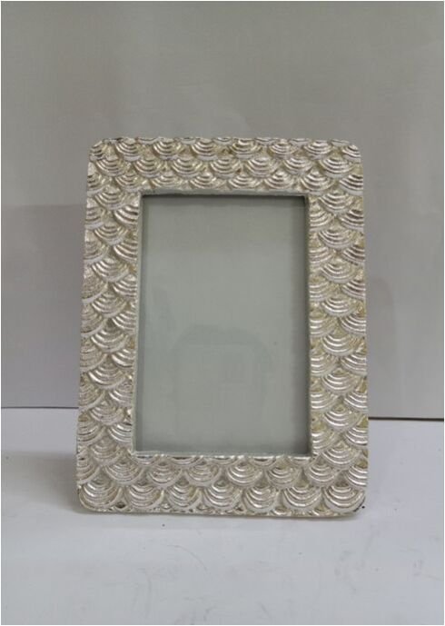 Modern Silver and Gold Scallop Pattern Photo Frame Modern Silver and Gold Scallop Pattern Photo Frame