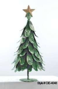 Rustic Green Metal Christmas Tree Sculpture with Star Topper