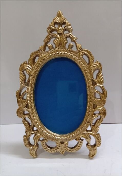 Vintage Golden Ornate Oval Photo Frame
