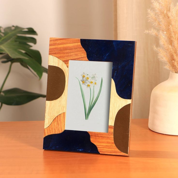 Handicraft Wooden Photo Frame