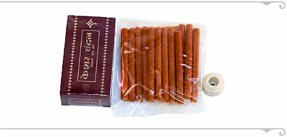 Nandita Kesar Chandan Dhoop Stick