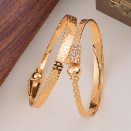 Stylish Artificial Golden Bracelet