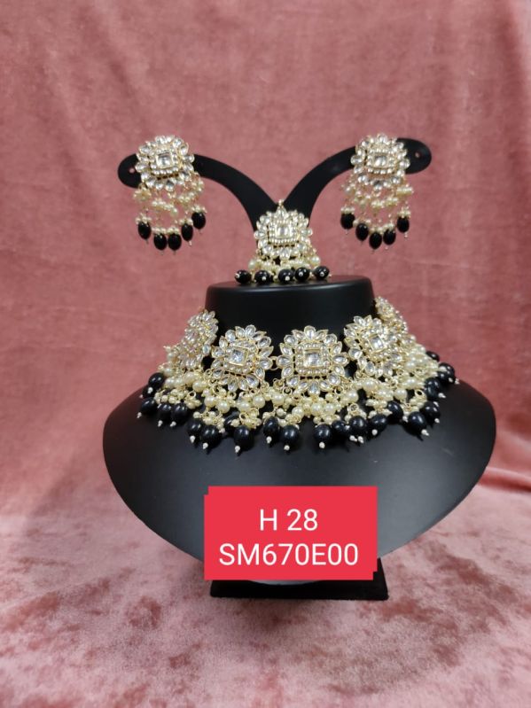 Antique Design Artificial Necklace Set