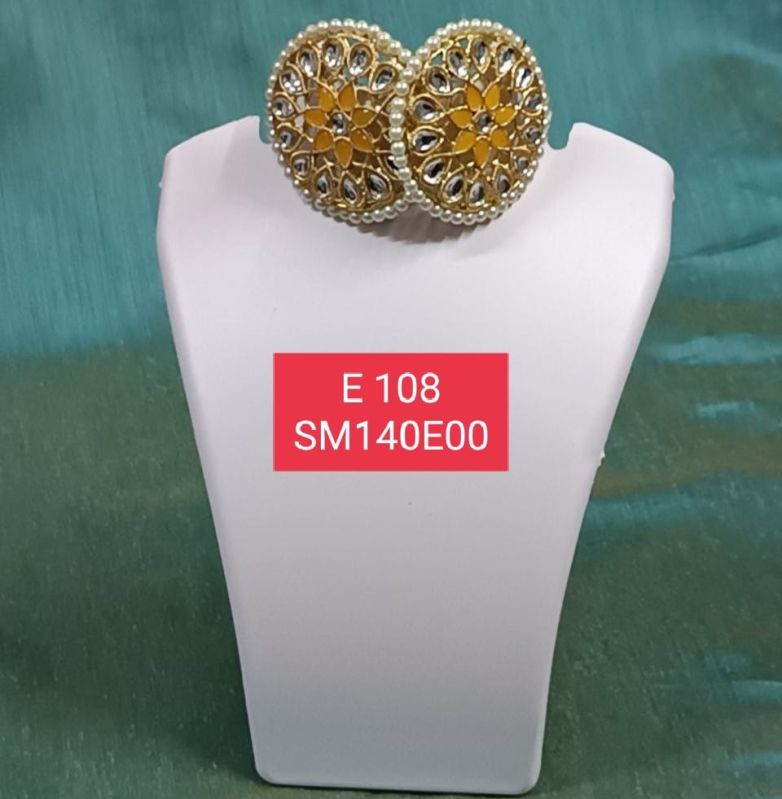 Legant Pearl Stud Artificial Ladies Earrings