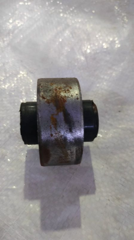Set OF 2 Lower Control Arm Bushing Kit