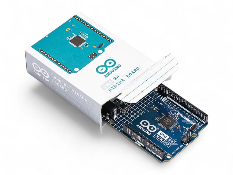 Arduino UNO R4 Minima Development Board