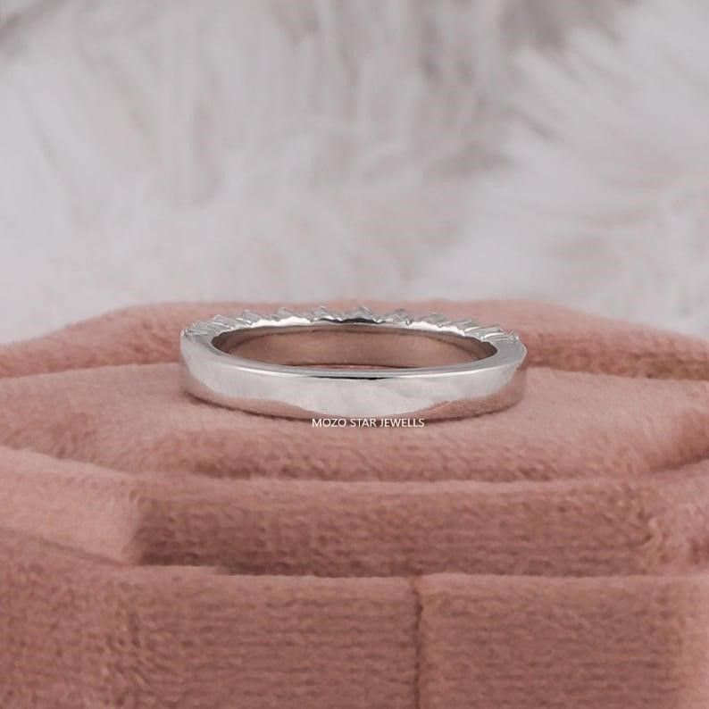 Round Mossonite Diamond Ring