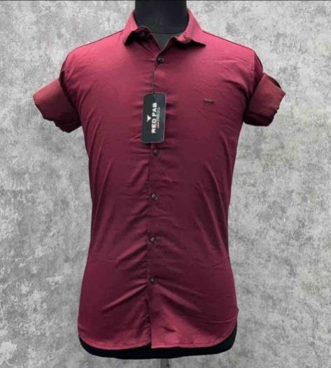 Men's Maroon Solid Casual Shirt