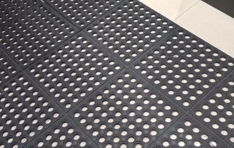 Industrial Hollow Rubber Entrance Mat