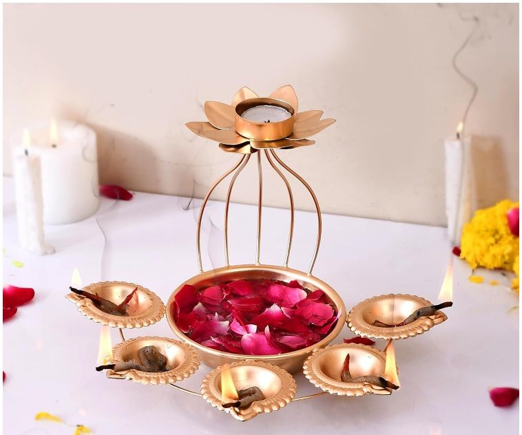 MTD08 Iron Golden Tealight Candle Holder