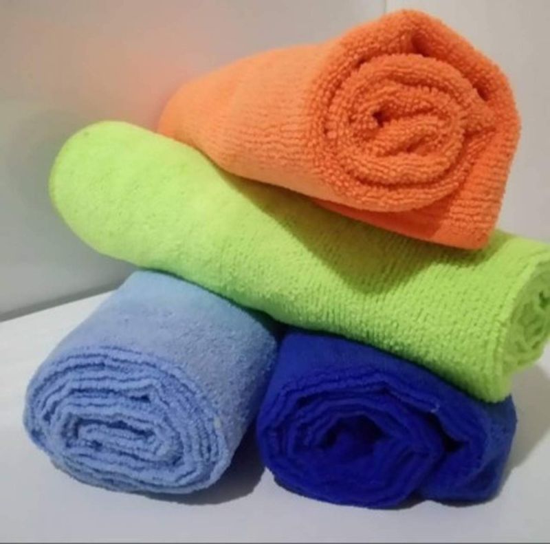 350 GSM Multicolor Microfiber Cleaning Towel
