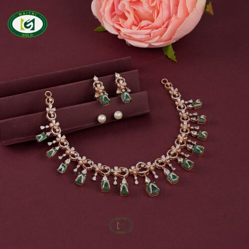 Ladies Green Stone Choker Necklace Set