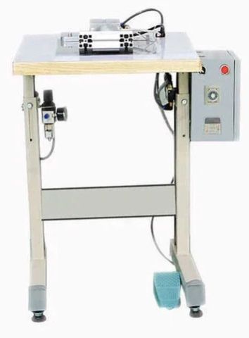 Cup Mask Nose Clip Assembling Machine