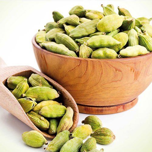 Premium Cardamom Pods