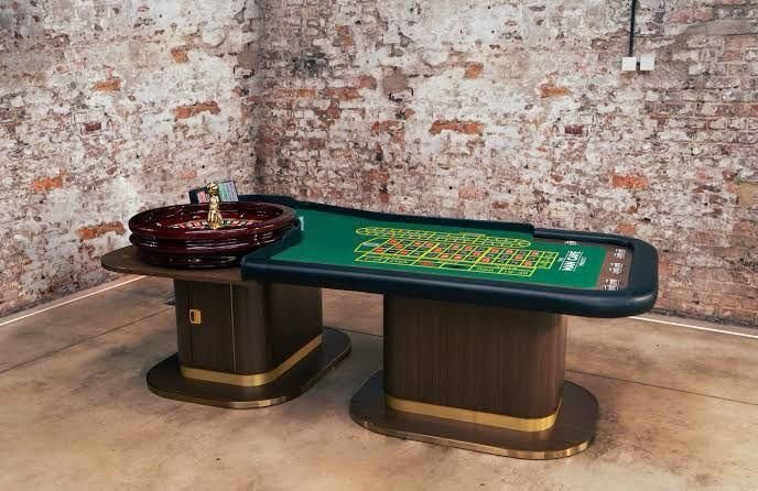 Roulette Table
