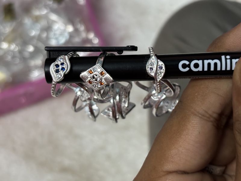 Modern Ladies Silver Bichhiya