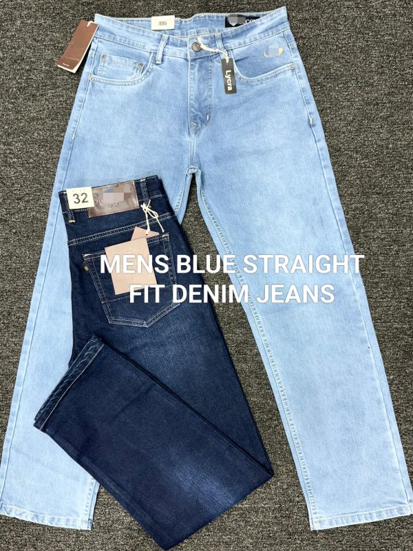 Men Blue Ripped Straight Fit Denim Jeans