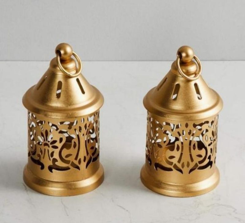 Lanterns & Hanging Decor