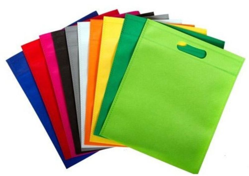 Non Woven Plain D Cut Bag