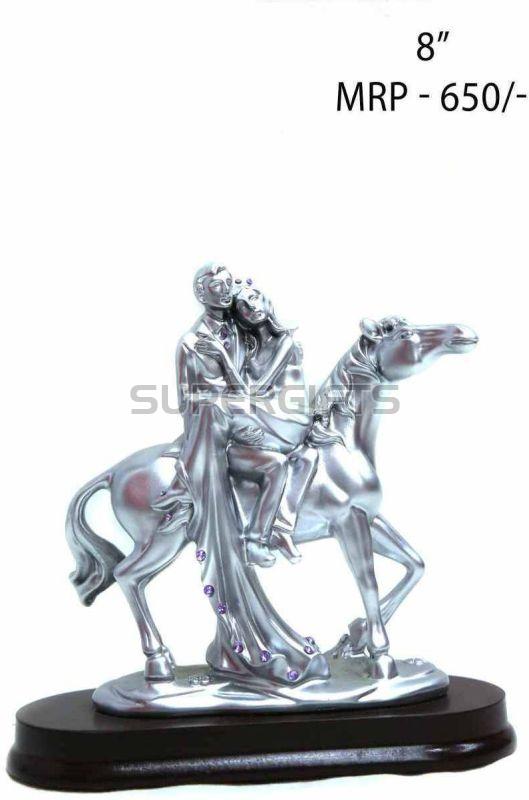 Silver Romantic Couple Statue