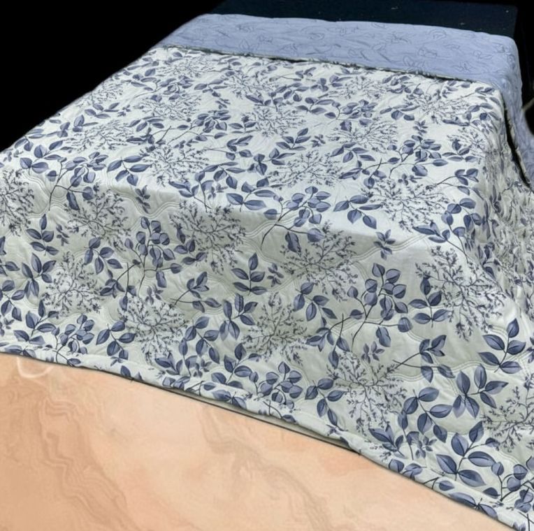 White & Blue Premium Ultrasonic Double Bed Reversible Comforter
