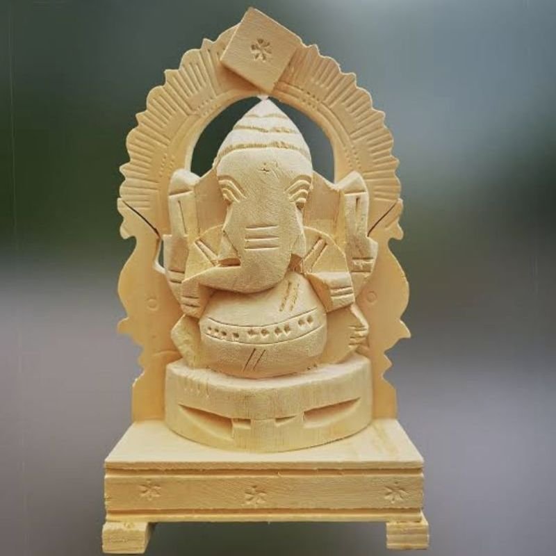 Vellerukku Pillayar Ganesh Statue