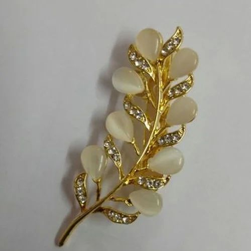 Pearl Saree Brooch Pin