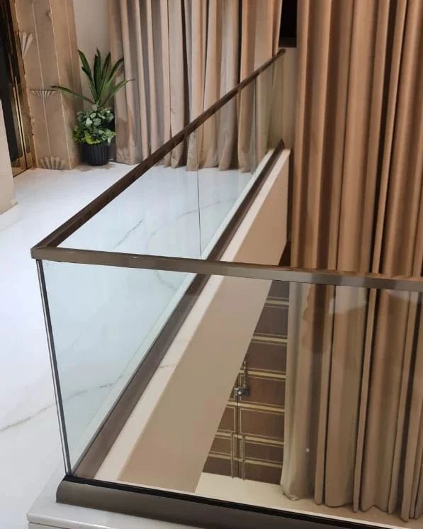 Aluminium Glass Railing