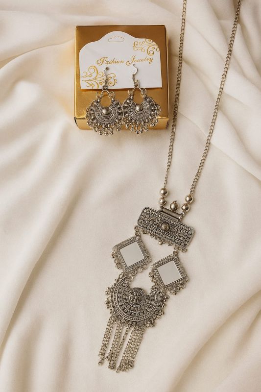 Silver Plated Necklace Set