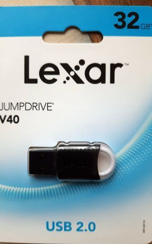 Lexar USB 2.0 Flash Drive