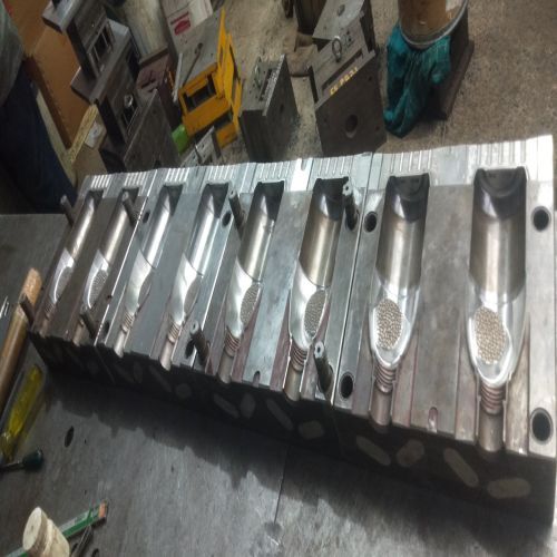 Plastic Bottle Mould