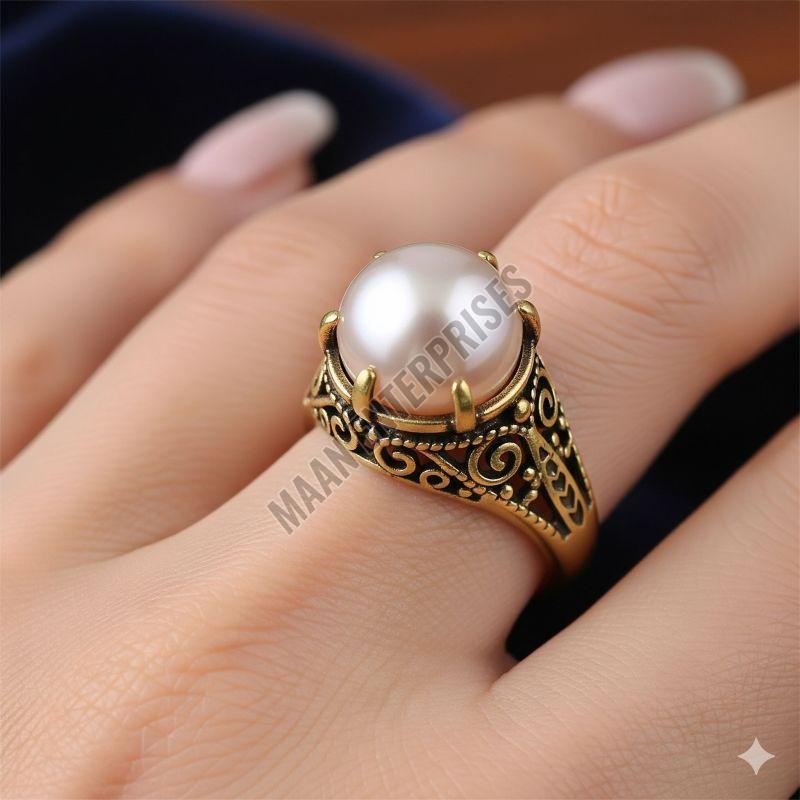Elegant Pearl Solitaire Brass Finger Ring