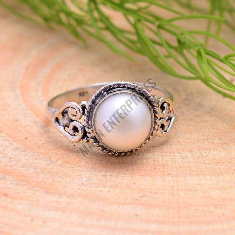 Vintage Style Oxidized Pearl Ring