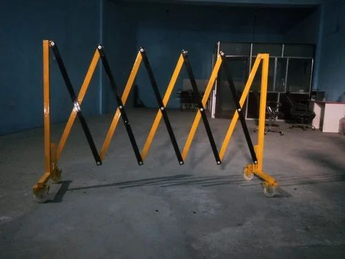Extendable Safety Cross Barrier