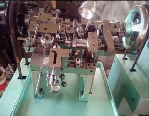 Curb Chain Making Machine