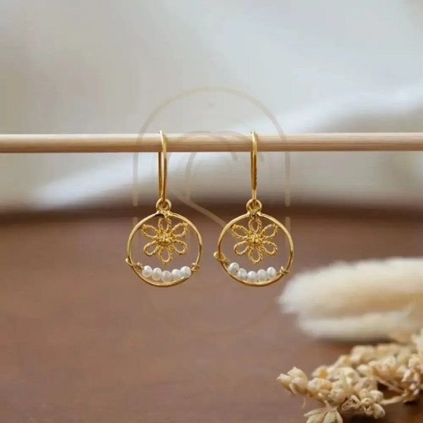 18K Gold Blissful Pearl Earring