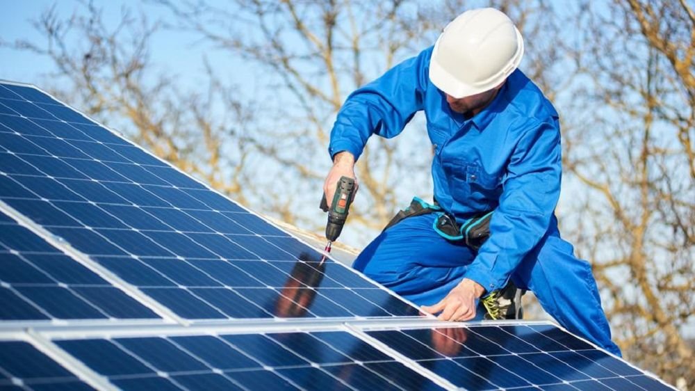 Commercial Solar Maintenance Service