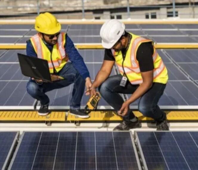 Solar Power Plant Operation & Maintenance Service
