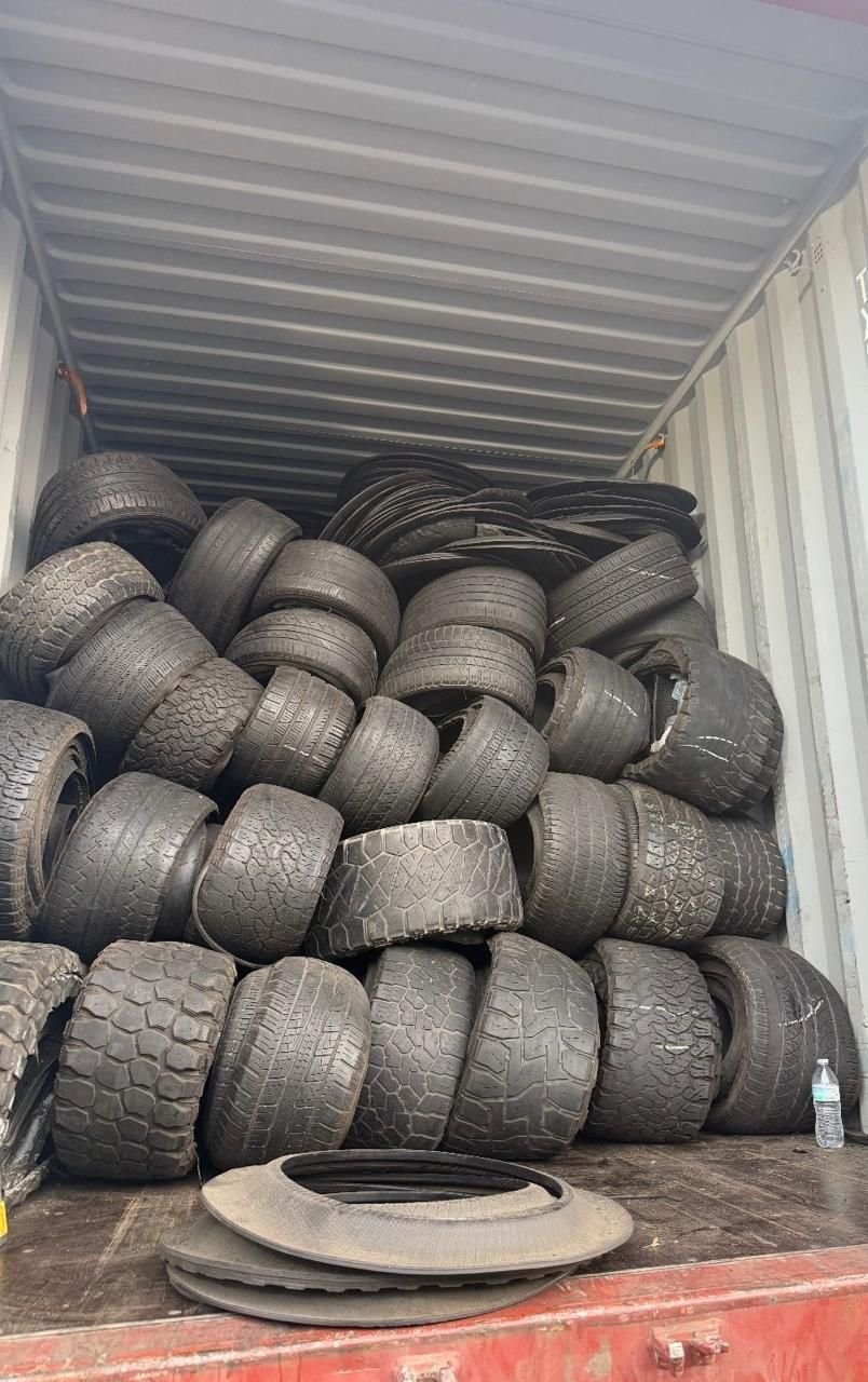 3 Piece Cut Tyre Scrap