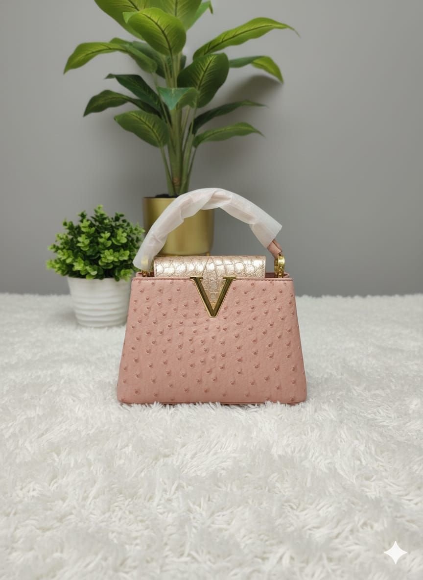 Pink PU Ladies Fashion Handbag