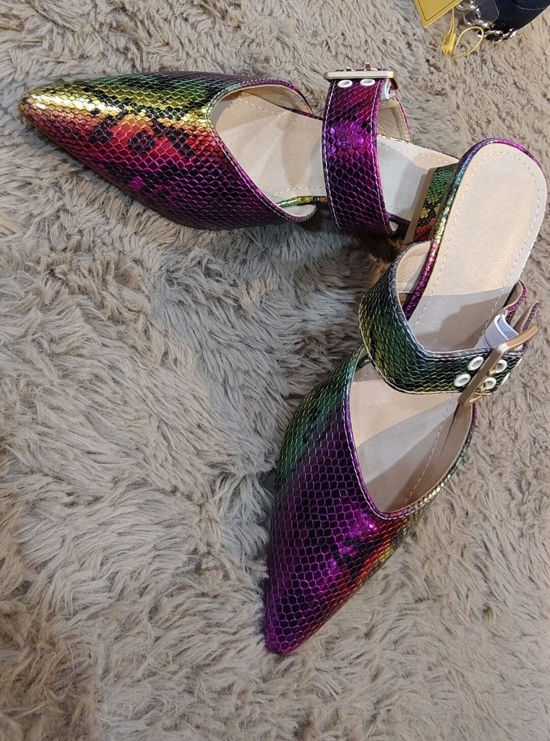 Trendy Women Low Heel Sandal