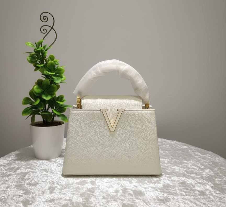 Whiet Women Trendy Handbag