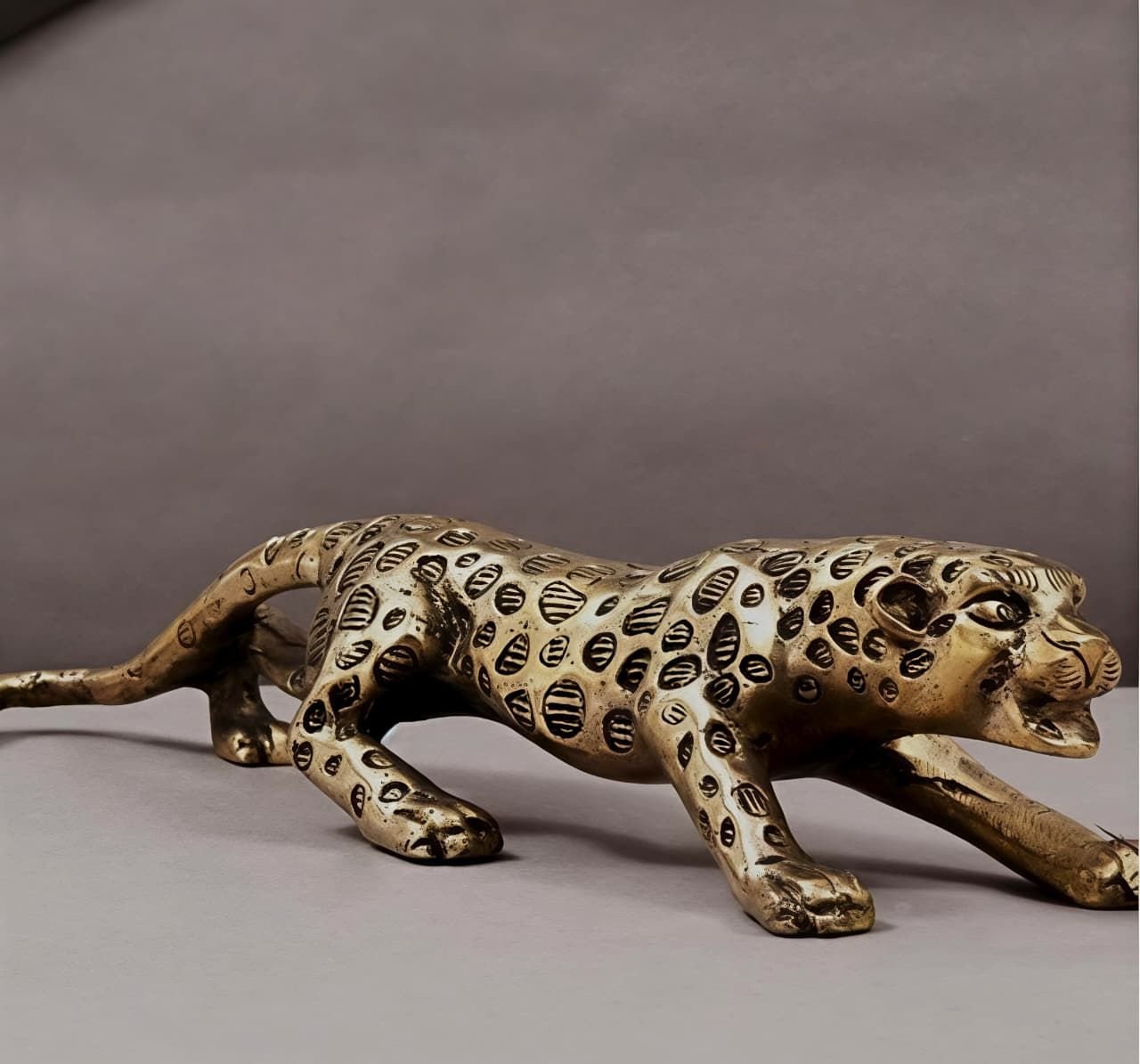 Antique Running Leopard Animal Showpiece
