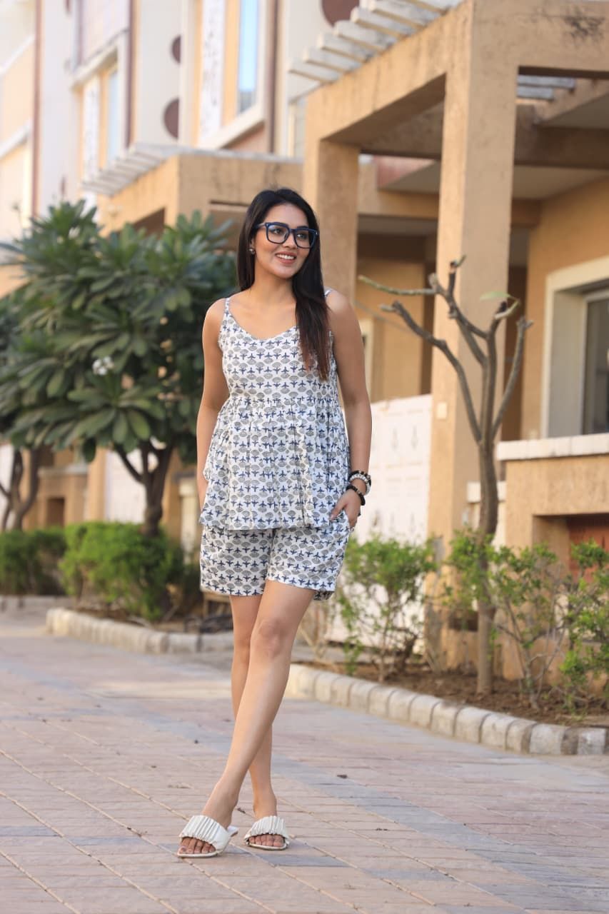 Ladies Ivory Printed Sleeveless Co-Ord Set