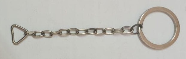 Key Ring 25 Mm with Chain 40 Mm with Triangle in Nickle